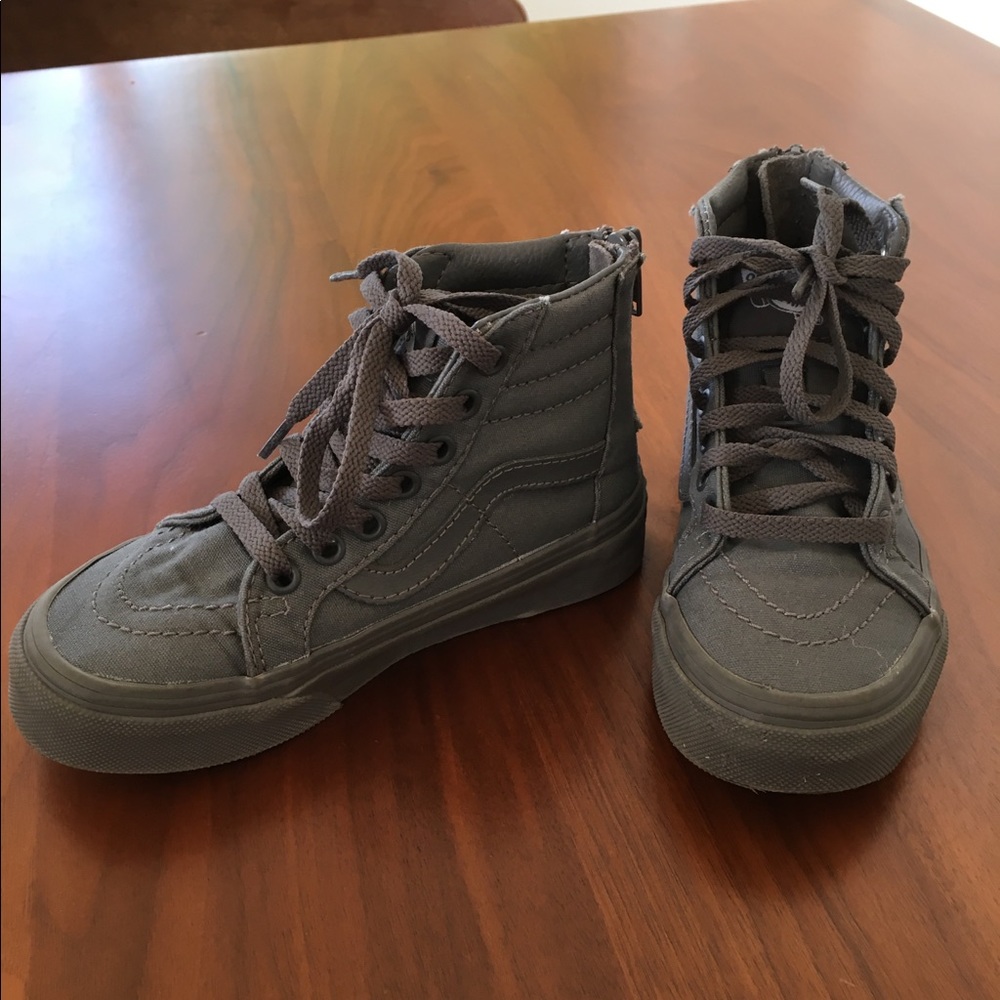 Vans little kid boy or girl. Size 11.5 Sk8 HI-zip